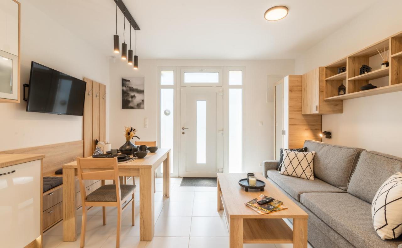 Jegmadar & Fekete Golya Apartmanok Mosonmagyaróvár Exterior foto