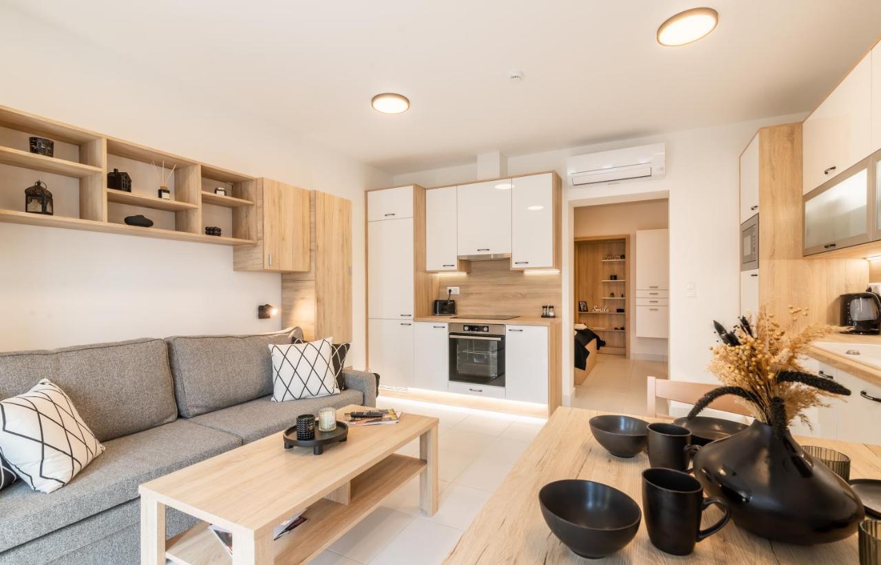 Jegmadar & Fekete Golya Apartmanok Mosonmagyaróvár Exterior foto